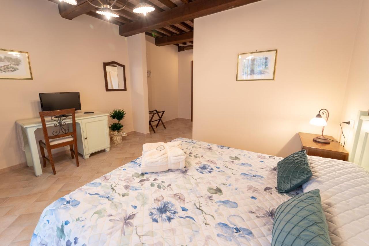 Albergo La Loggia di San Martino Gualdo Tadino Esterno foto