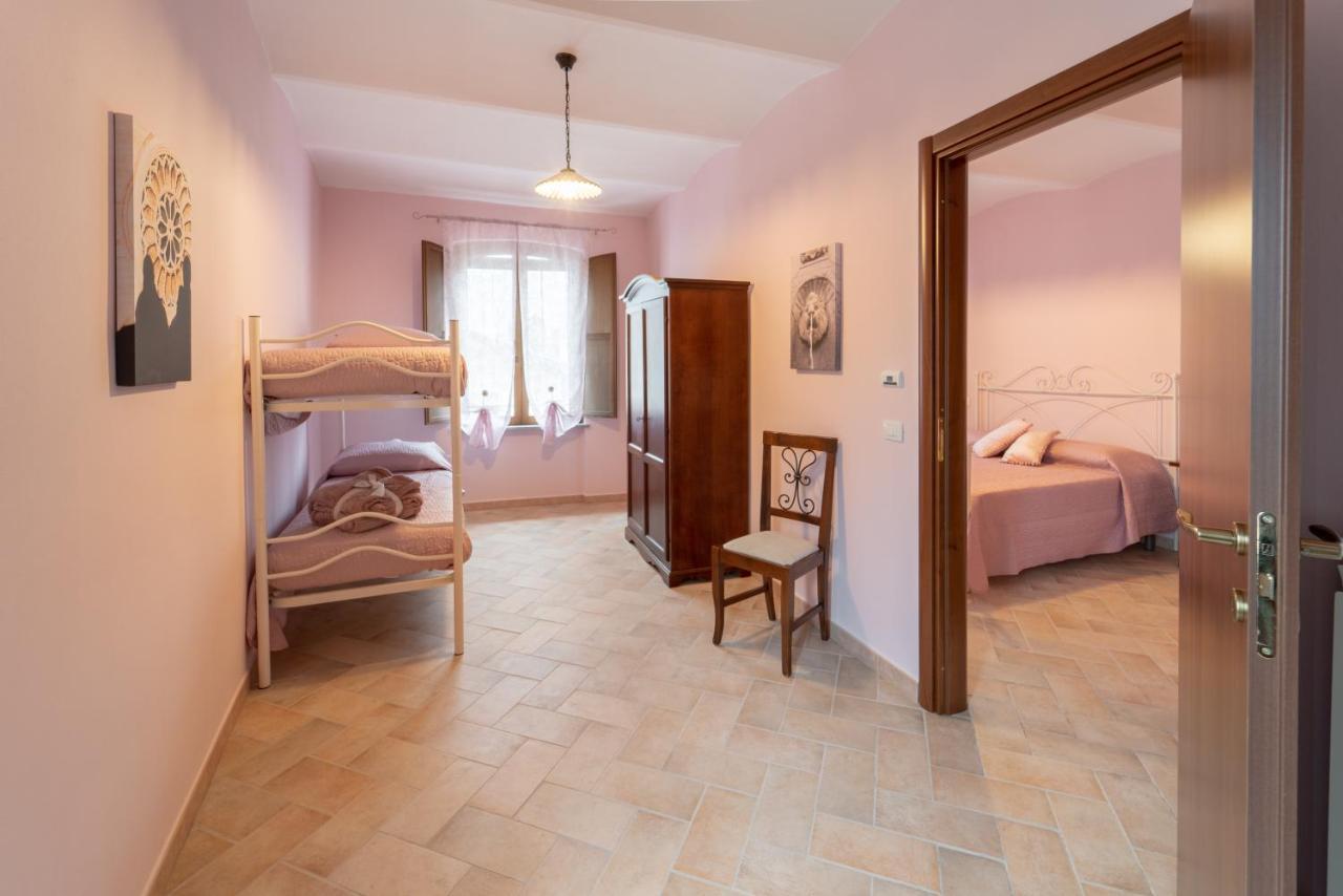 Albergo La Loggia di San Martino Gualdo Tadino Esterno foto