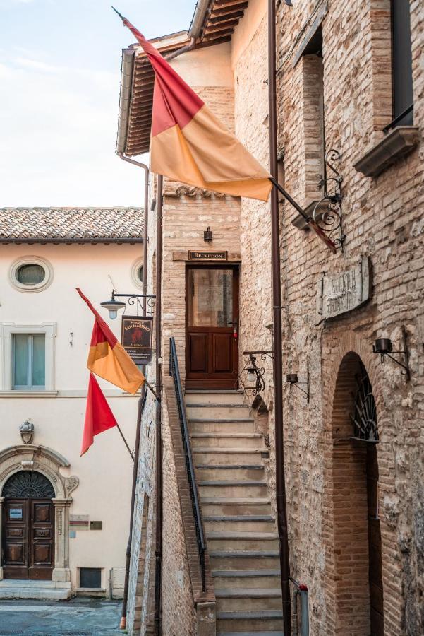 Albergo La Loggia di San Martino Gualdo Tadino Esterno foto