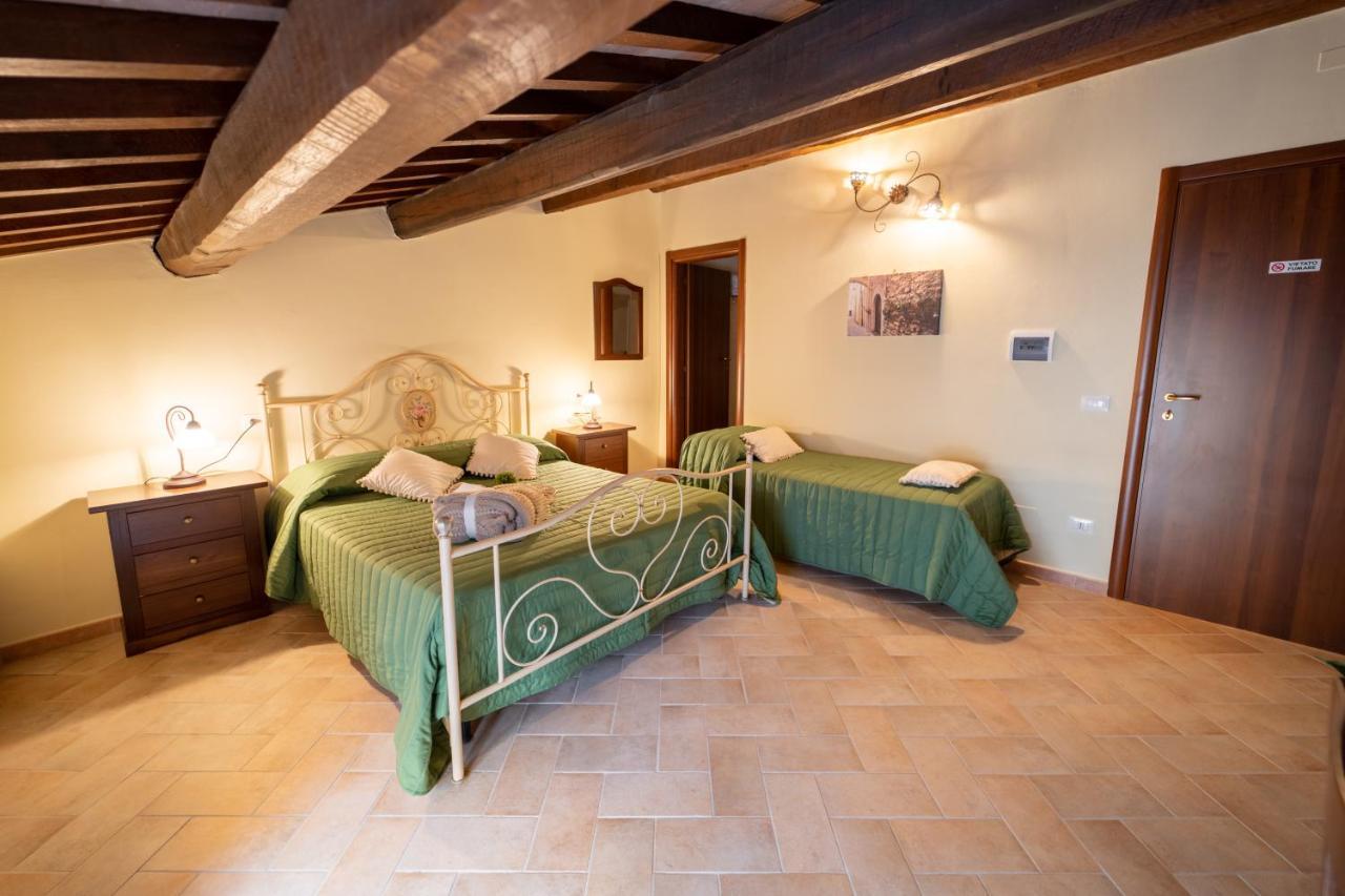 Albergo La Loggia di San Martino Gualdo Tadino Esterno foto